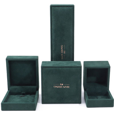 Wholesale Manufacturing Luxury velvet Jewelry Box Personalized Custom logotipo Verde escuro Colar Bracelet Earrings Ring Packaging Velvet Jewelry Box