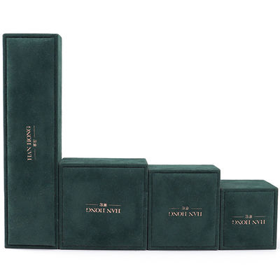 Wholesale Manufacturing Luxury velvet Jewelry Box Personalized Custom logotipo Verde escuro Colar Bracelet Earrings Ring Packaging Velvet Jewelry Box