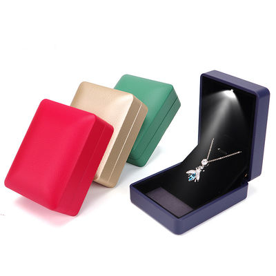 Pacote de jóias Hanhong Gold Leather LED Ring Box com impressão de tela de seda e luz