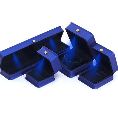 Caixa de embalagem personalizada de joias de luxo com luz LED e design mais recente feito à mão