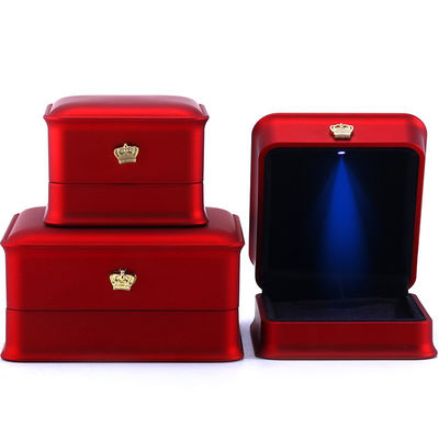 Pacote de jóias Hanhong Custom Luxury Crown LED Box para pulseiras colares e anéis