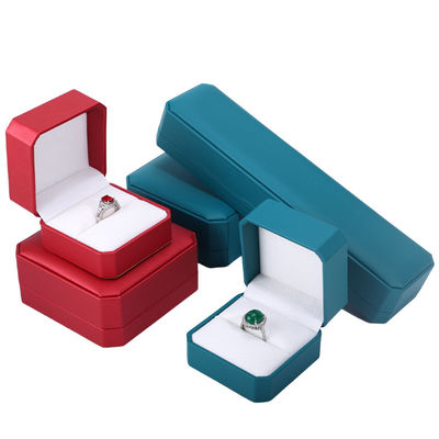 Caixa de jóias de couro quadrado para embalagens personalizadas de brincos Pulseira Colarinho Anel