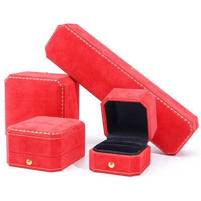 Logotipo personalizado Embalagem de jóias de veludo vermelho para brincos pendentes Pulseira Colar de anel