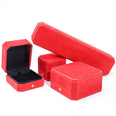 Logotipo personalizado Embalagem de jóias de veludo vermelho para brincos pendentes Pulseira Colar de anel
