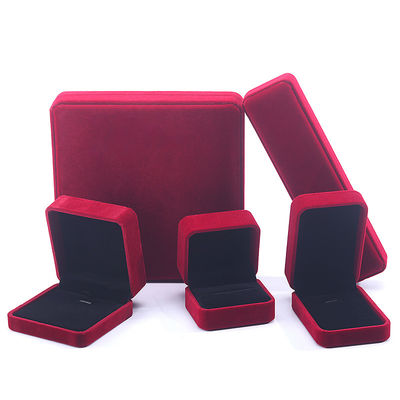Wholesale Manufacturing Luxury velvet Jewelry Box Personalized Custom logotipo Colarinho Vermelho Pulseira Brincos Anel Embalagem Velvet Jewelry Box