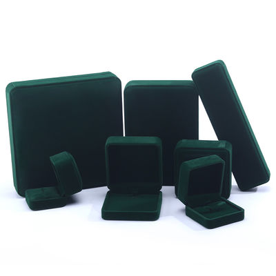 China Fabricação por atacado de alta qualidade Caixa de anel de colar de mão Caixa de jóias Embalagem Logotipo personalizado Luxo Quadrado Suede Veludo Verde Escuro Caixa de jóias