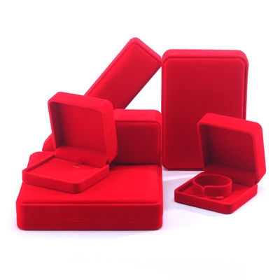 China Fabricação por atacado Luxo veludo vermelho Embalagem de jóias Caixa de jóias Custom high end Necklace Bracelet Earrings Ring Jewelry Box embalagem com logotipo