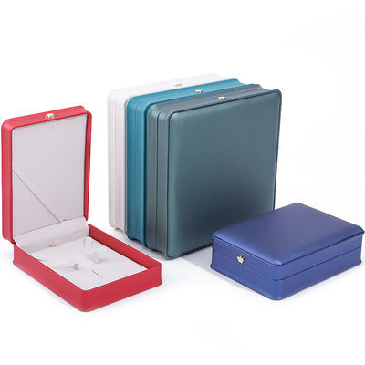 comprar Rectângulo feito à mão Hanhong Custom Logo Box Crown Design Luxurioso PU Leather Box Necklace Ring Jewelry Box online manufacture