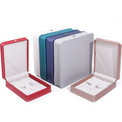 Rectângulo feito à mão Hanhong Custom Logo Box Crown Design Luxurioso PU Leather Box Necklace Ring Jewelry Box