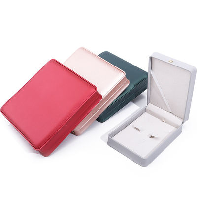Rectângulo feito à mão Hanhong Custom Logo Box Crown Design Luxurioso PU Leather Box Necklace Ring Jewelry Box