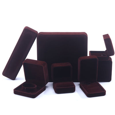 comprar China Fabricação por atacado de alta qualidade Caixa de Anel de Colar Feito à Mão Embalagem de Joias Logotipo Personalizado Luxuoso Quadrado Camurça Veludo Marrom Caixa de Joias online manufacture