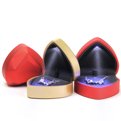 Cassete de jóias de ouro em forma de coração de LED para tamanho personalizado e logotipo do cliente