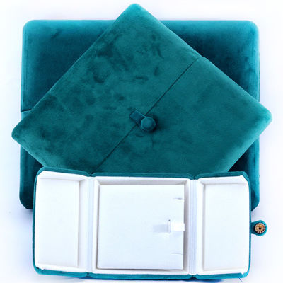 10*10*3cm Logotipo personalizado Caixa de jóias de luxo para brincos de veludo verde Embalagem