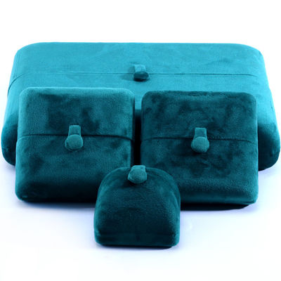 10*10*3cm Logotipo personalizado Caixa de jóias de luxo para brincos de veludo verde Embalagem