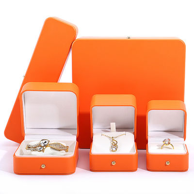 comprar Organizador de jóias de viagem personalizado de couro e veludo para brincos de anel de colar online manufacture
