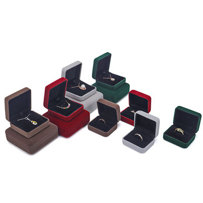 Caixa de jóias de veludo LED com luz Custom Hanhong Logotipo em relevo Luxury White Light Ring Box