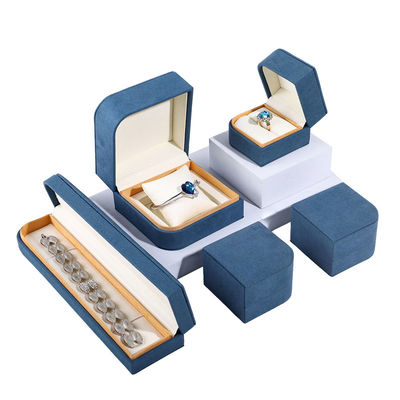 comprar Caixa de embalagem de jóias de couro de microfibra azul para brincos de par de anéis Hanhong 7*7*5cm online manufacture