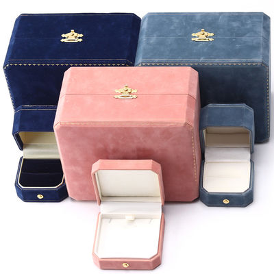 comprar Caixa de jóias de veludo retangular para colar de padrão de luxo personalizado e conjunto de pulseiras online manufacture