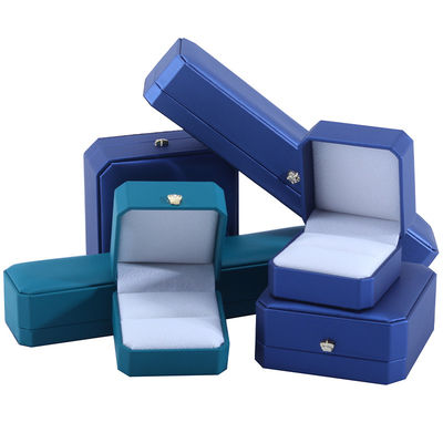 Pacote de jóias em material de couro Hanhong Custom High End caixa de presente para itens de luxo