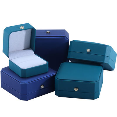 Pacote de jóias em material de couro Hanhong Custom High End caixa de presente para itens de luxo