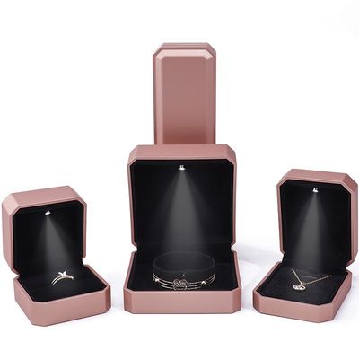 comprar Embalagem de caixa de jóias de luxo LED personalizada para anéis colares pulseiras brincos brincos online manufacture