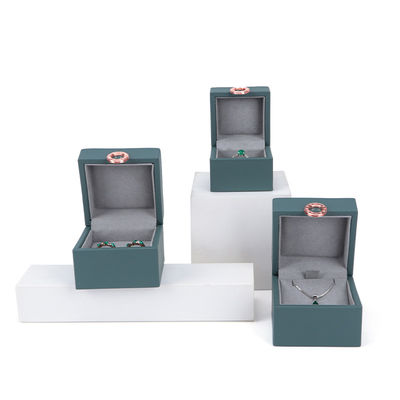 Pacote de jóias Hanhong Quatro-Leaf Clover Luxury PU Leather Ring Box com Logotipo Personalizado