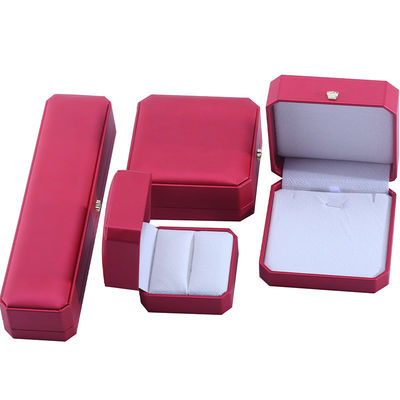 O mais novo retângulo Hanhong Custom vermelho PU couro pulseira caixa de embalagem para o armazenamento de jóias