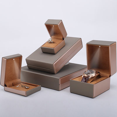 OEM PU Couro LED Caixa de jóias, Handy Quadrado Joias Luxury Packaging Box Set
