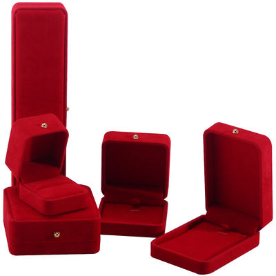 Caixa de embalagem de jóias de veludo vermelho para colar Bracelet Stud Earrings Ring Custom Logo
