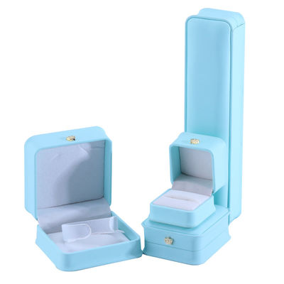 Pacote de jóias em Cyan com Crown Design Hanhong Custom Logo Luxury PU Leather Suit Box