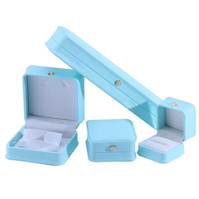 Pacote de jóias em Cyan com Crown Design Hanhong Custom Logo Luxury PU Leather Suit Box