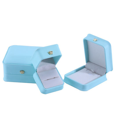 Pacote de jóias em Cyan com Crown Design Hanhong Custom Logo Luxury PU Leather Suit Box