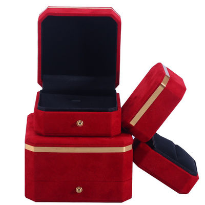 Caixa de joias artesanal OEM ODM com logotipo personalizado, caixa de joias de veludo vermelho com borda dourada