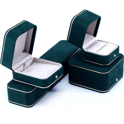 Tamanho personalizado e logotipo personalizado Caixa de jóias de veludo verde para anel de colar de pulseira