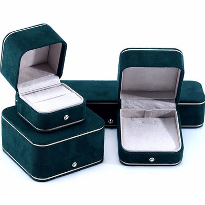 Tamanho personalizado e logotipo personalizado Caixa de jóias de veludo verde para anel de colar de pulseira