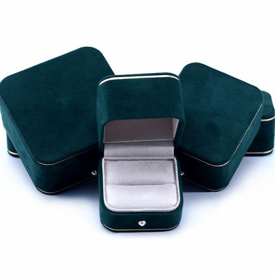 Tamanho personalizado e logotipo personalizado Caixa de jóias de veludo verde para anel de colar de pulseira