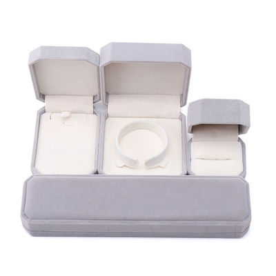 Caixa de jóias octagonal de flanelha cinza personalizada para colares Pulseiras e anéis