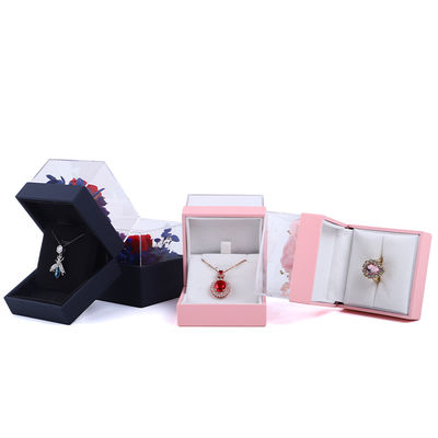 Caixinha de colar de rosa quadrada de luxo Caixinha de presente de jóias para apresentação cativante