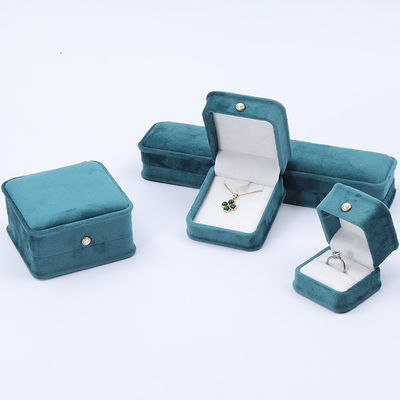 Atacado Fabricação de joias de veludo de alta qualidade Embalagem Caixa de colar personalizado Pulseira de brincos Anel conjunto de joias Embalagem de joias de veludo verde Caixa com logotipo