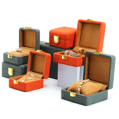 Soft Touch Velvet Jewelry Box Packaging Sets Multi Color Para Armazenamento de relógios de luxo