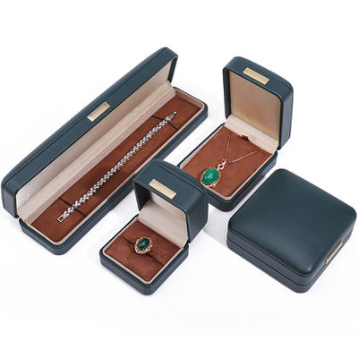 Caixa de jóias de luxo com ornamentação de barras de ouro