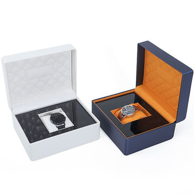 Caixa de relógio de couro PU com revestimento de toque suave Embalagem de luxo com interior de madeira elegante