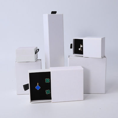 Fabricação por atacado Eco Amigável presente de alta qualidade Caixa de jóias Personalizado Anel personalizado Colar de orelha Pulseira Embalagem Caixa de papel de cartão branco Caixa de jóias com logotipo
