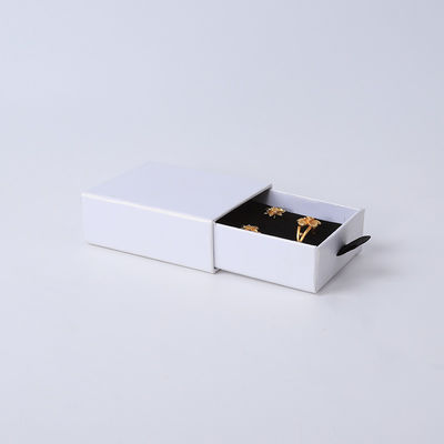 Fabricação por atacado Eco Amigável presente de alta qualidade Caixa de jóias Personalizado Anel personalizado Colar de orelha Pulseira Embalagem Caixa de papel de cartão branco Caixa de jóias com logotipo