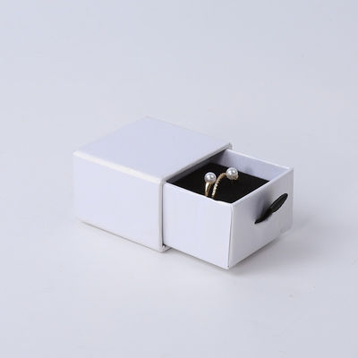 Fabricação por atacado Eco Amigável presente de alta qualidade Caixa de jóias Personalizado Anel personalizado Colar de orelha Pulseira Embalagem Caixa de papel de cartão branco Caixa de jóias com logotipo