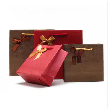 Venda por Venda Personalizada de Joias de Luxo Caixa de Anel Duplo Logotipo Personalizado Veludo Vermelho Joias Anel de Noivado Caixa de Embalagem