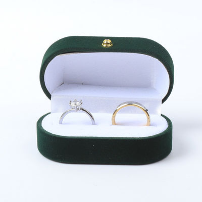 Wholesale Manufacturing Luxury Jewelry Box Personalized Custom Green Velvet Jewelry Packaging Engajamento de casamento caixa de anel duplo com logotipo