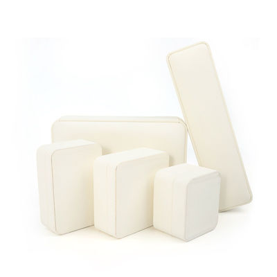 Caixa de embalagem de joias de couro branco quadrado feita à mão Luxo personalizado grande conjunto de joias Caixa para coleira pulseira brincos Anel de embalagem