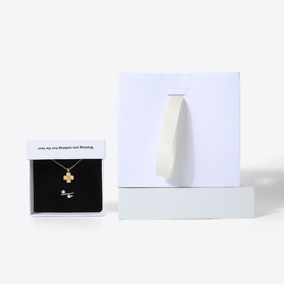 China fabricação por atacado de alta qualidade colarinho brincos pulseira caixa de anel embalagem de jóias personalizado personalizado cartão eco-friendly papel caixote branco caixa de jóias com logotipo