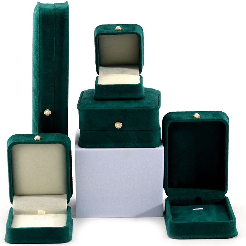 9*9*4.5cm Boxe de jóias de anel de veludo verde para embalagem de brincos personalizados